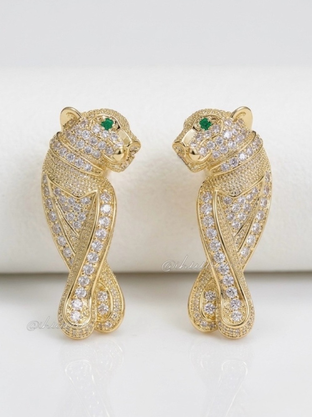Luxurious 14k Gold Plated Panther Emerald Green Cubic Zirconia Earrings